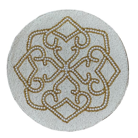 TIRAMISU Handmade Beaded 15in Round Placemat Charger Glam White & Gold NEW - Picture 12 of 16